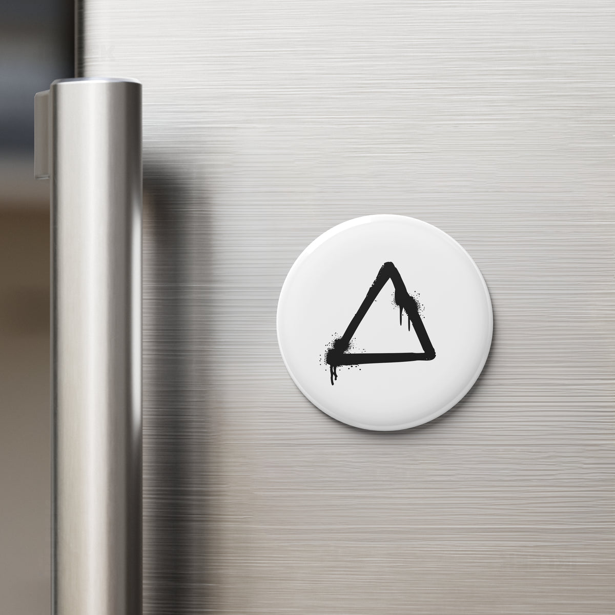 RisingTriangle Button Magnet 02 Round