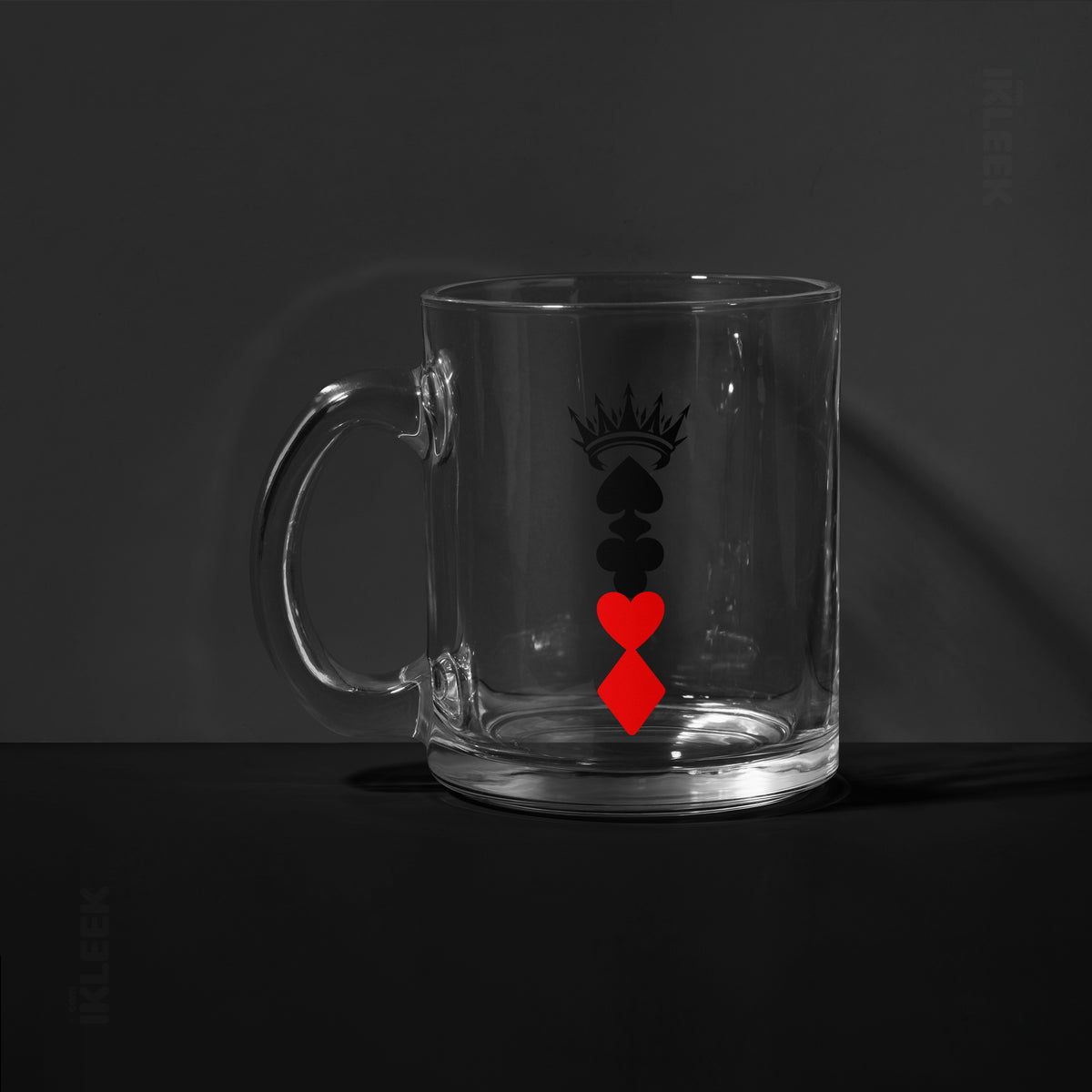 RoyalSuitStack Glass Mug 01