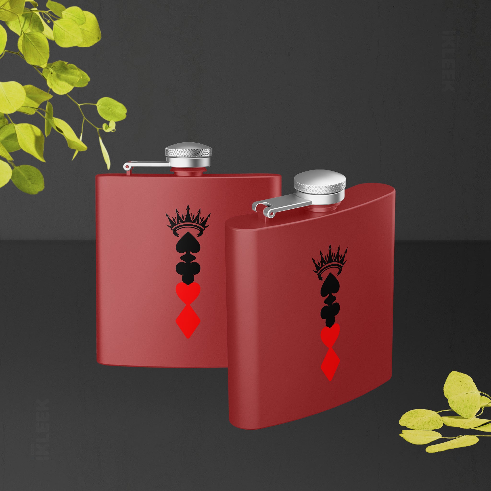 RoyalSuitStack Hip Flasks 02 Red